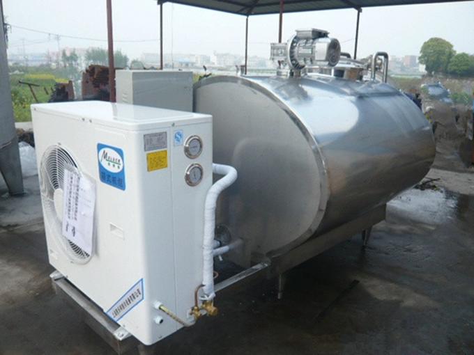 Réservoirs sanitaires d'acier inoxydable, type vertical horizontal KQ1000 de réservoir de réfrigérateur de lait