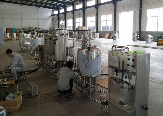 Ligne KQ-Y-3000L de production laitière de yaourt d'Inox haut efficace pour la petite usine de laiterie